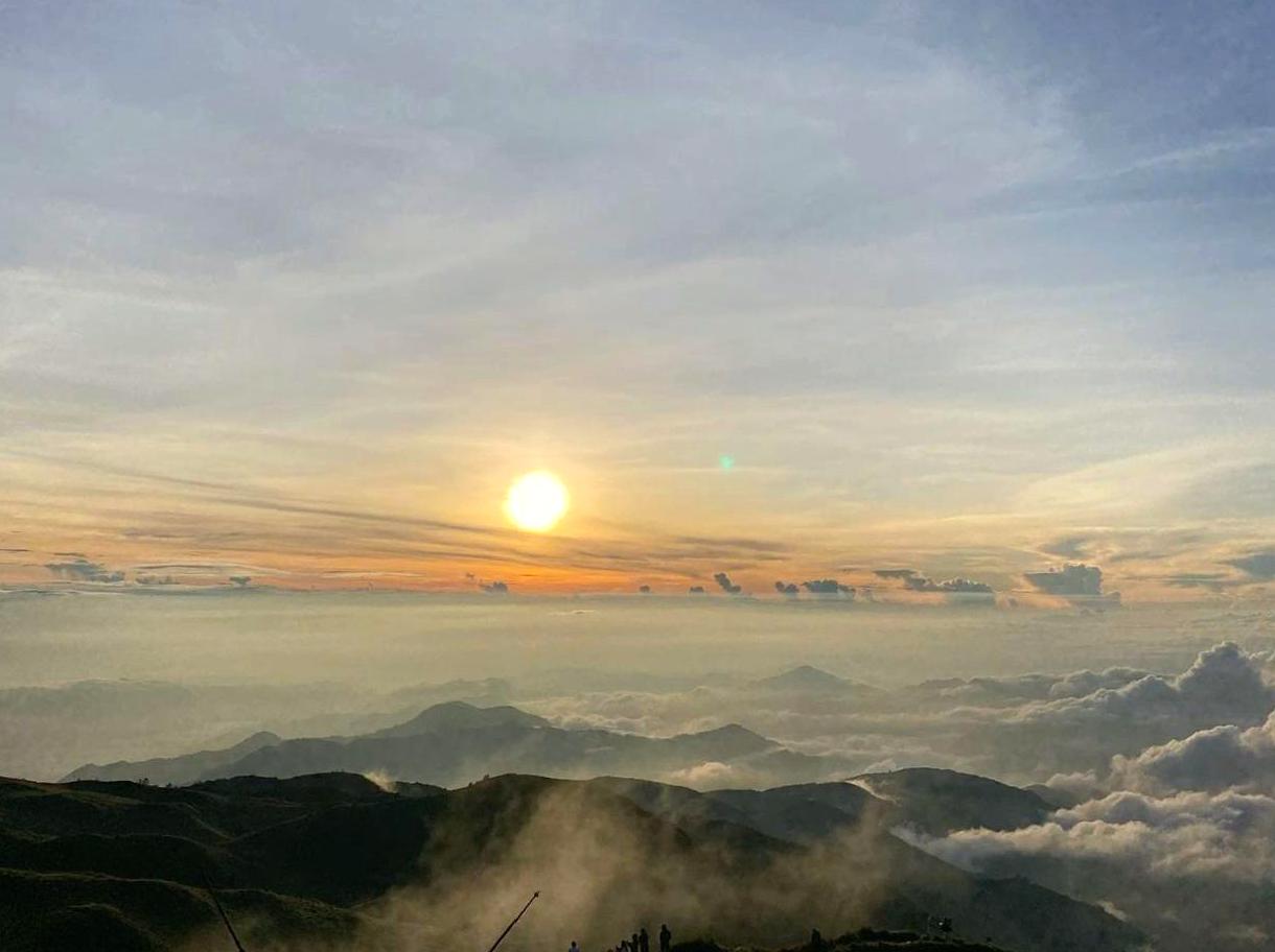 Sunset Spectacle at Mount William Summit